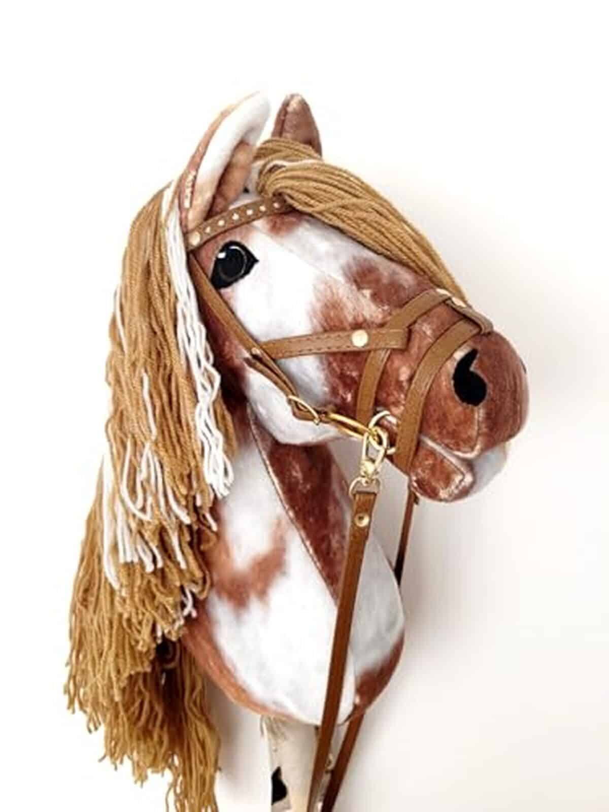 Test du cheval sur bâton Horse & toys : hobby Horse A3 complet pour enfants