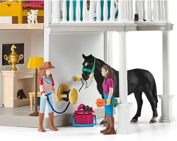 Découvrez notre test détaillé du centre équestre Lakeside 42551 de Schleich : figurines, accessoires et univers équestre à explorer pour les passionnés de chevaux. 