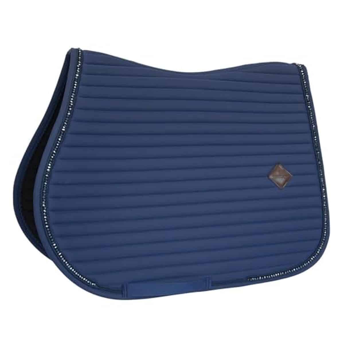 Tapis de selle FULL Marine pour saut d'obstacles : test et avis