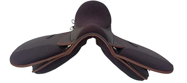 Découvrez notre test complet de la selle synthétique Aces Equine 40, 6 cm noir et marron : confort, durabilité et performances pour cavaliers exigeants. 